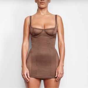 Skims Sexy Launge